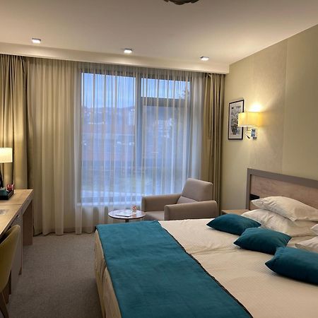 Hotel Siesta Uzice Ngoại thất bức ảnh