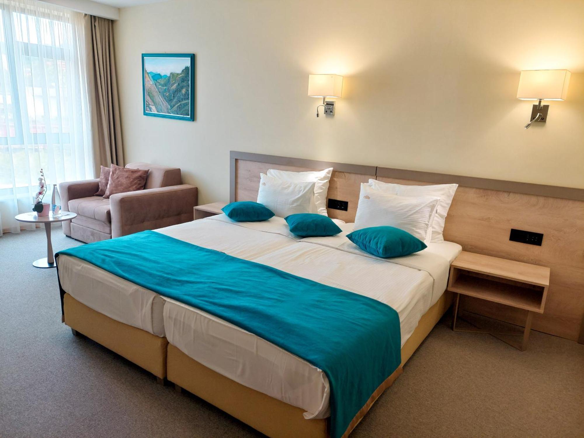 Hotel Siesta Uzice Ngoại thất bức ảnh