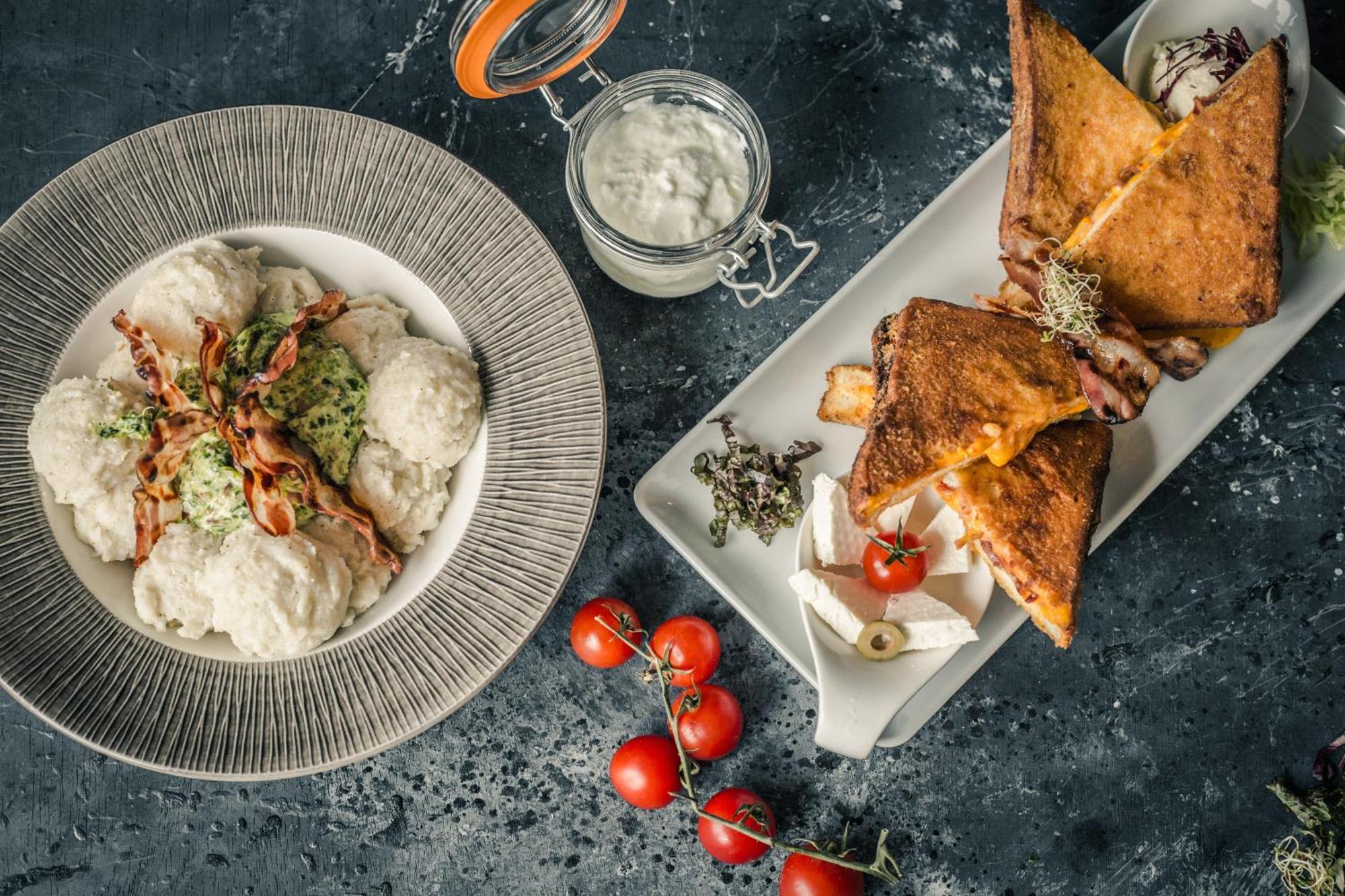 Hotel Siesta Uzice Ngoại thất bức ảnh