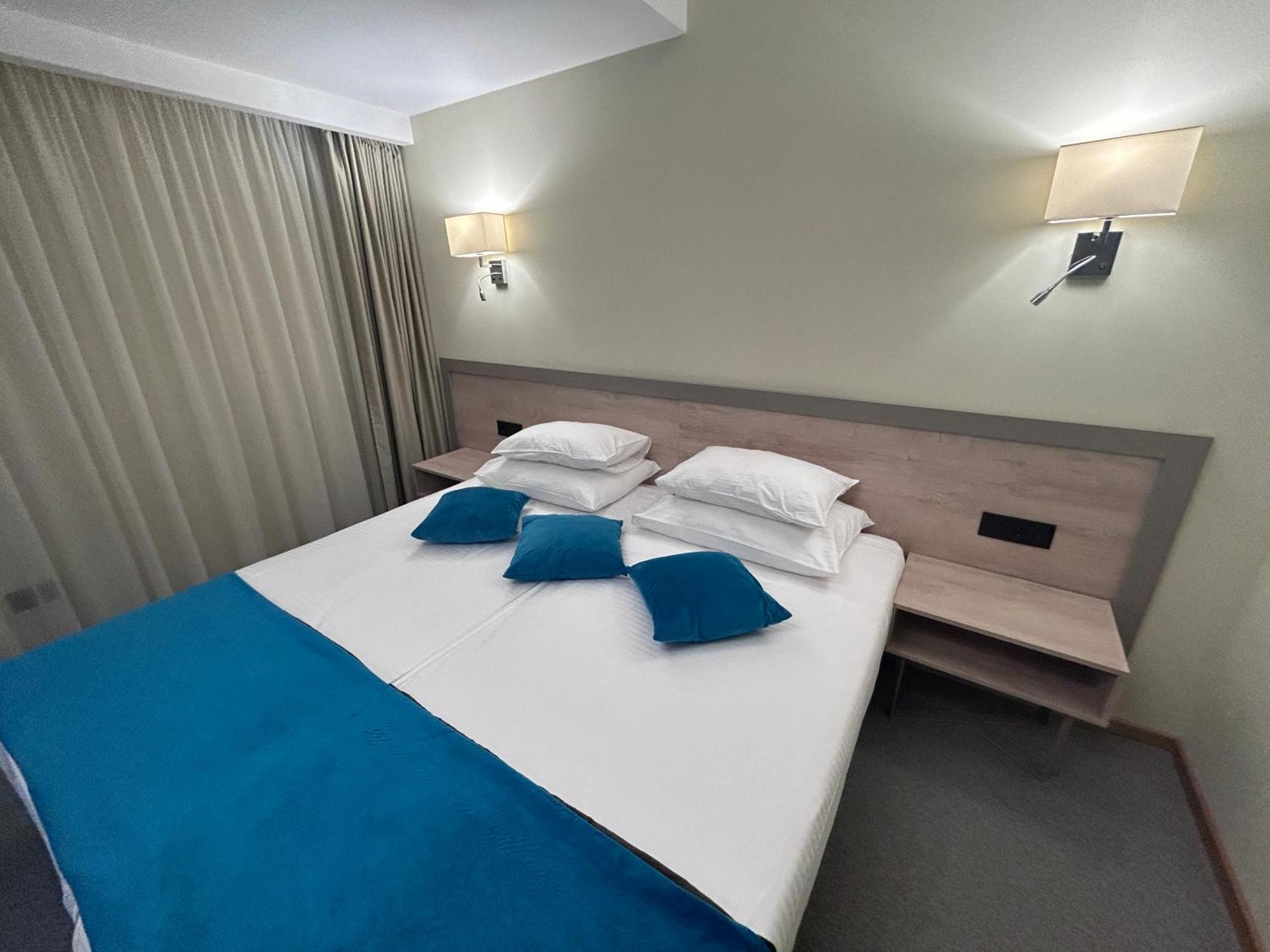 Hotel Siesta Uzice Ngoại thất bức ảnh