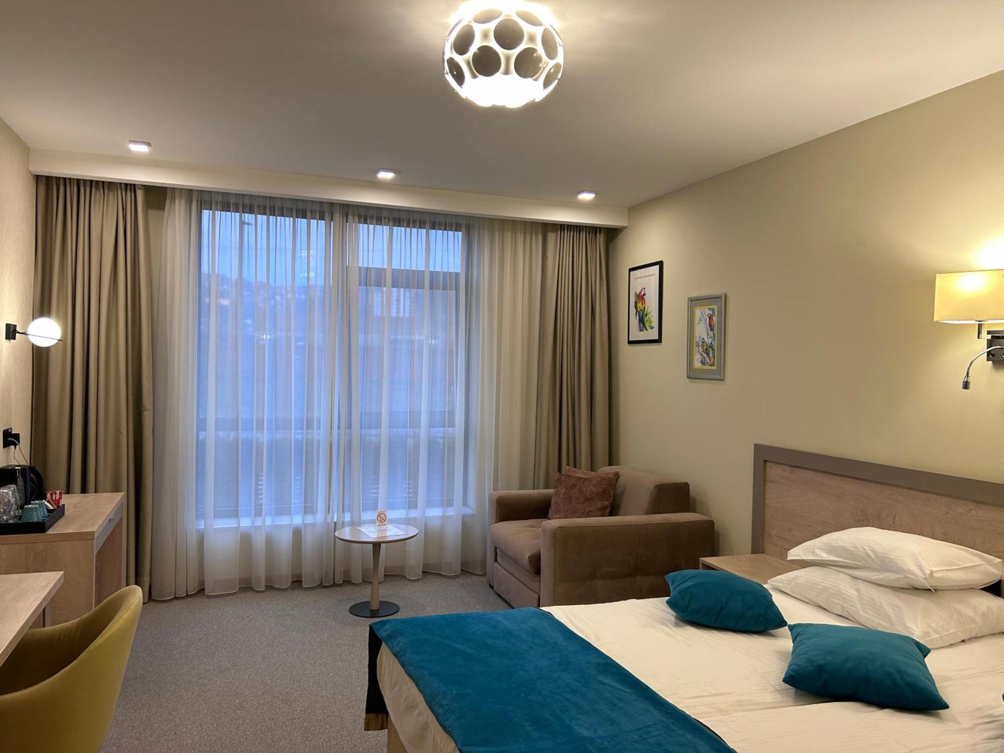 Hotel Siesta Uzice Ngoại thất bức ảnh